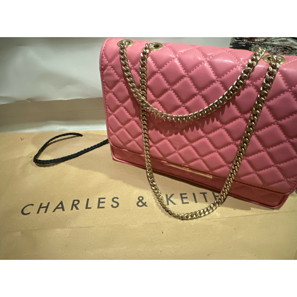 Tas Charles & Keith Preloved Pink Quilted Bag