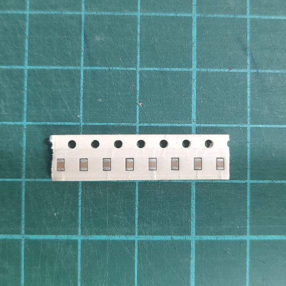 Capasitor 47 PF