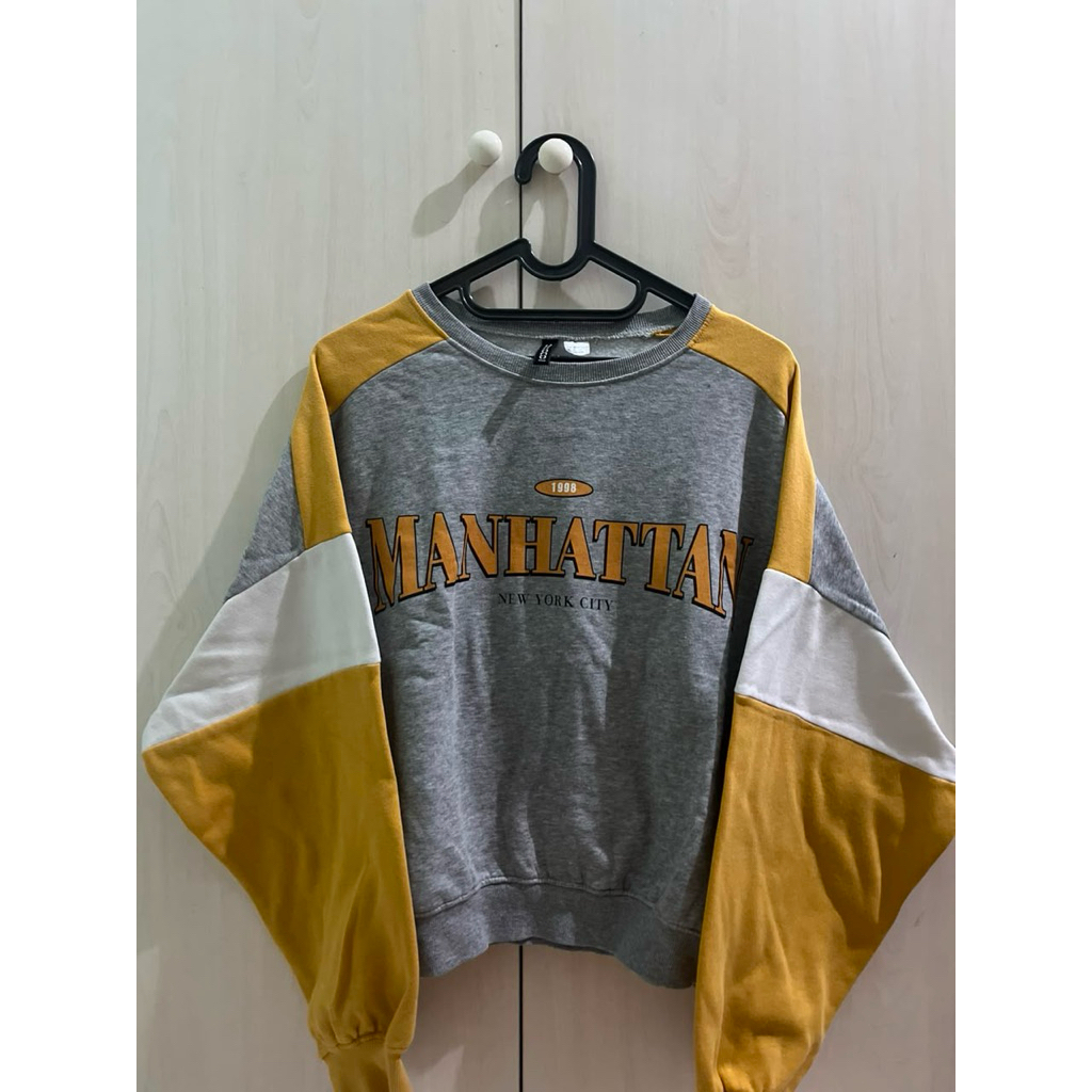 Preloved Sweater H&M Abu Kuning Crop Top Manhattan