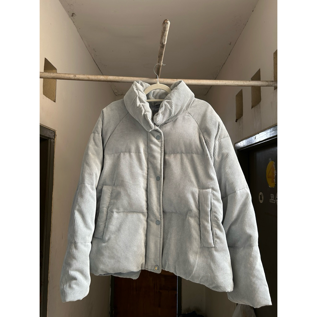 Corduroy jacket by SPAO original second