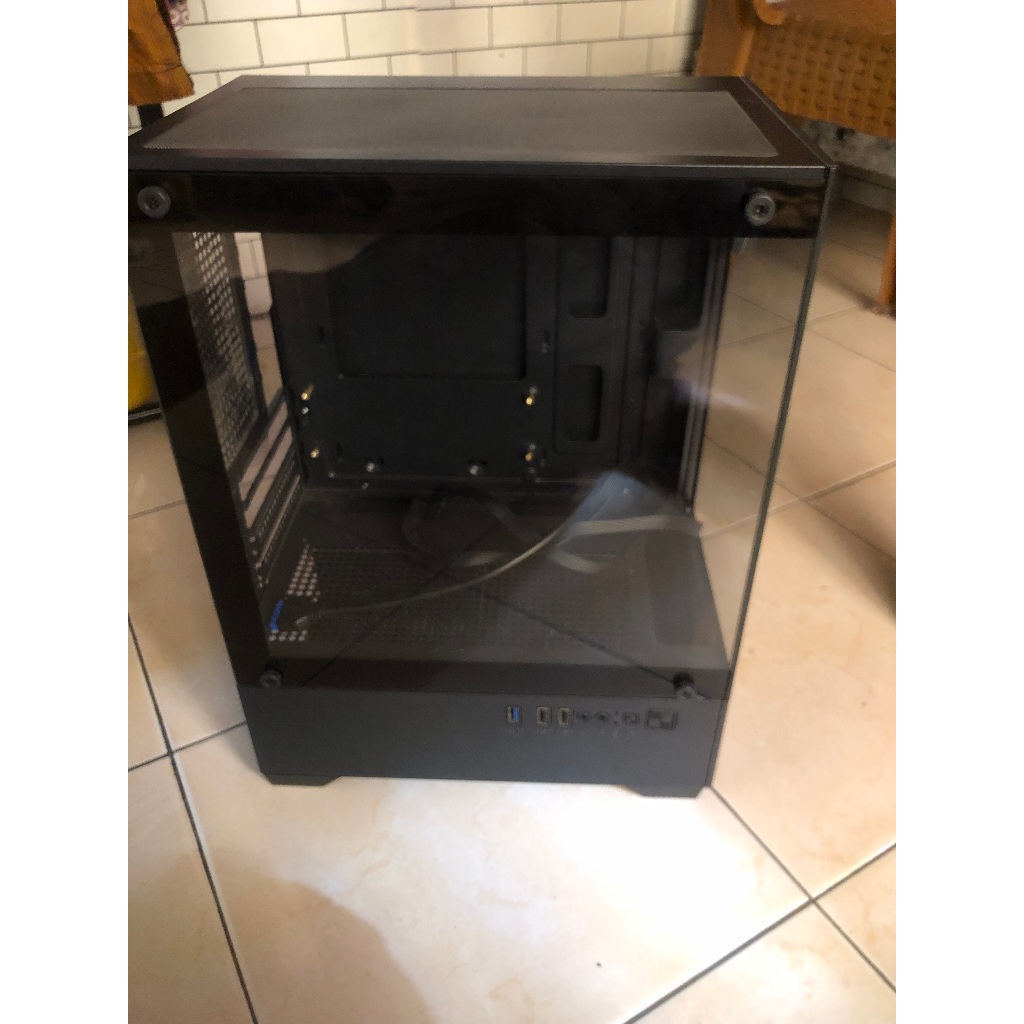 Casing PC merek Raptor no fan