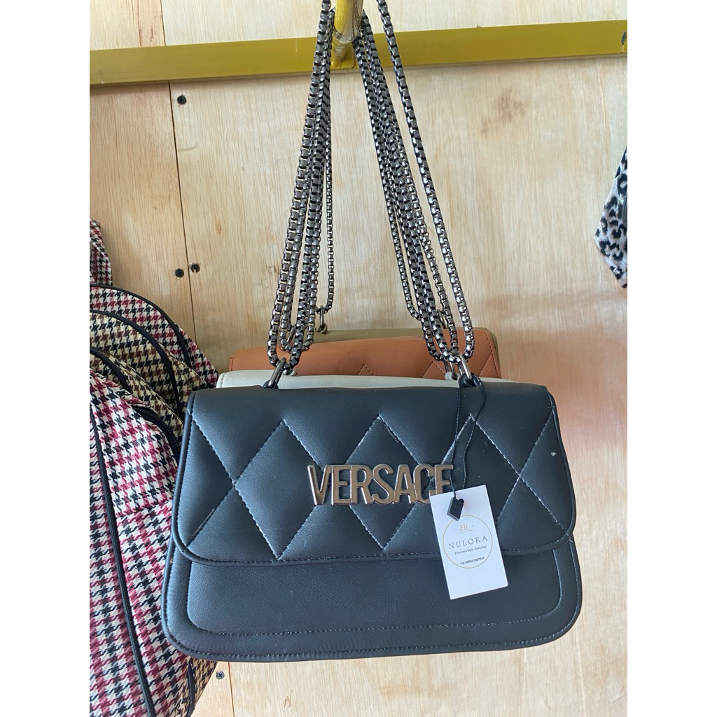 Tas Selempang Wanita versace - Elegan, Ringan, dan Fungsional