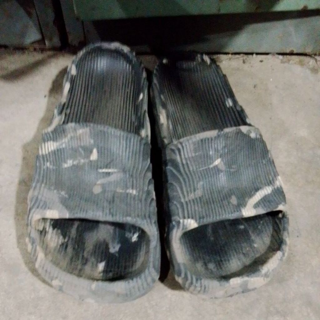 ADIDAS Slipper Pria Wanita Multiwarna Ukuran 39-44 Anti Slip Kasual