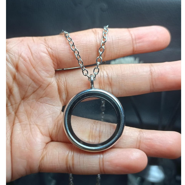 Liontin / Silver Pendant Locket Round 3 cm