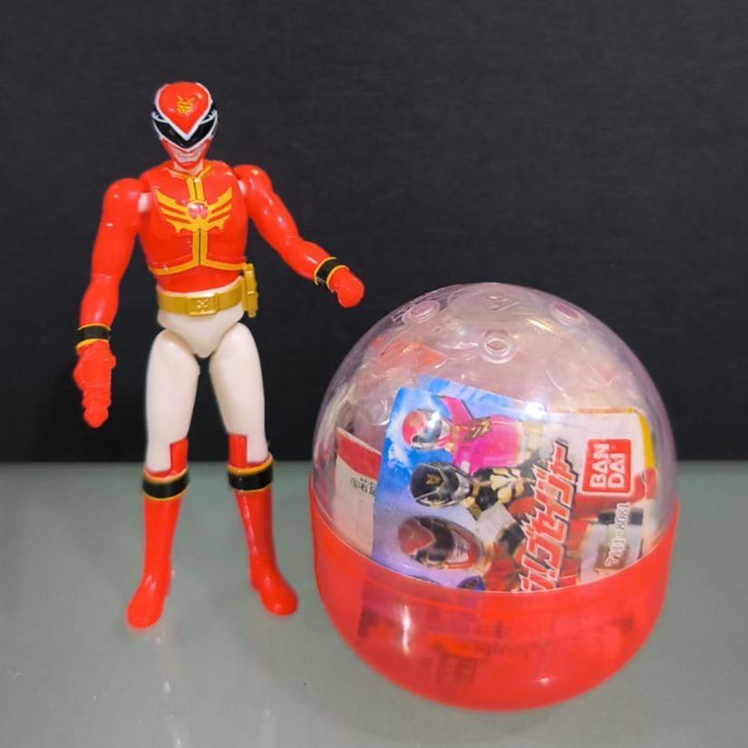 BANDAI GASHAPON SUPER TENSOU SENTAI GOSEIGER - RED
