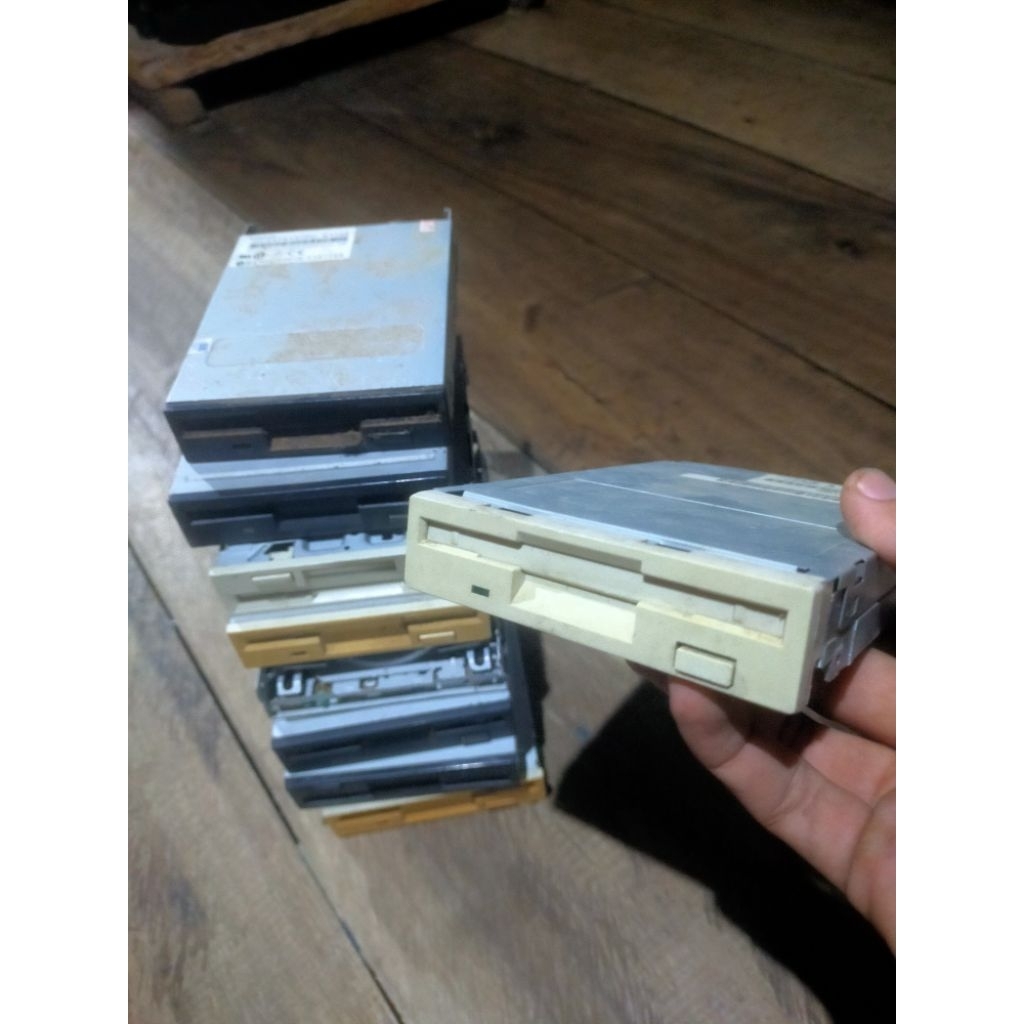 floppy disk bekas cpu komputer