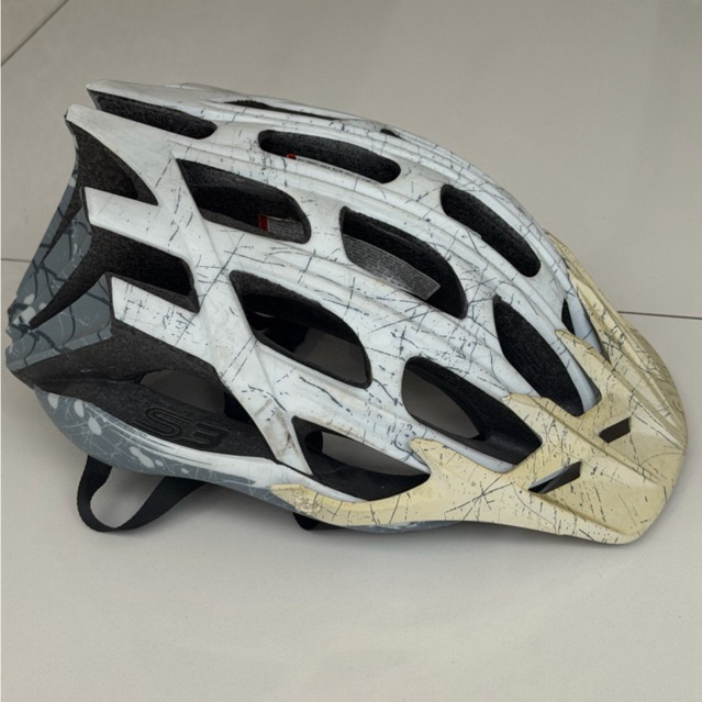 [preloved] Specialized S3 MT Mountain Bike Helmet | Helmet Sepeda