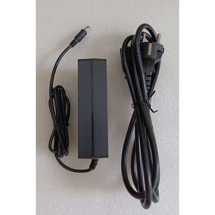 HANYA AC ADAPTER PENGGANTI saja cocok BUAT mesin lagu karaoke GEISLER OK 518 / Geisler M19