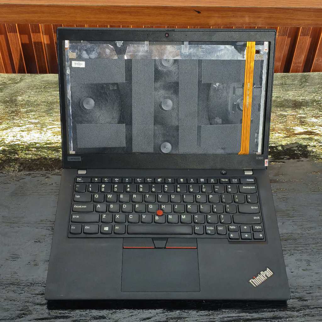 CASING THINKPAD X390
