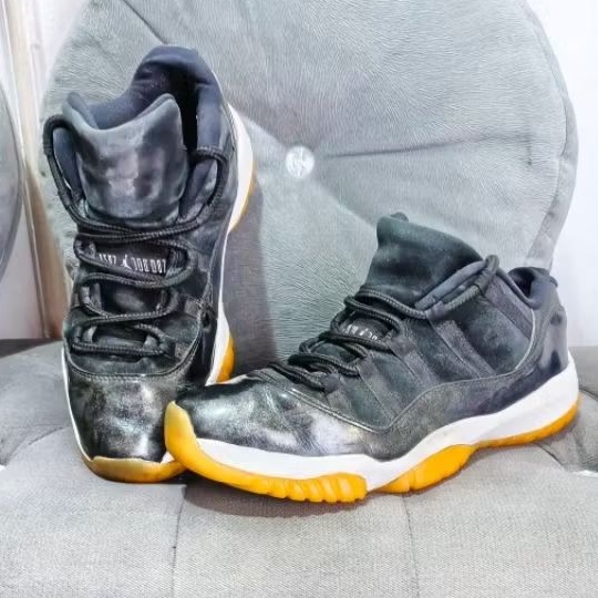 Nike Air Jordan 11 Retro Low - Barons. Size 43 insole 27.5cm. (second).