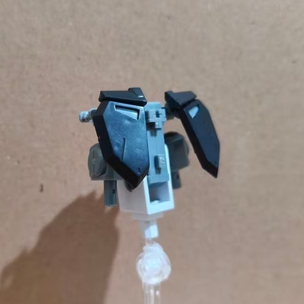 Bandai MG 1/100 Blitz Gundam Waist Part Gundam Junk