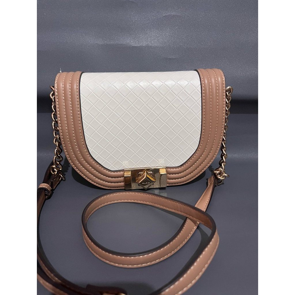 Preloved Aldo bag / preloved aldo sling bag