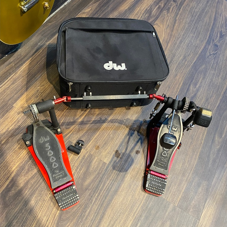 Double Pedal DW 5000 Include Gigbag