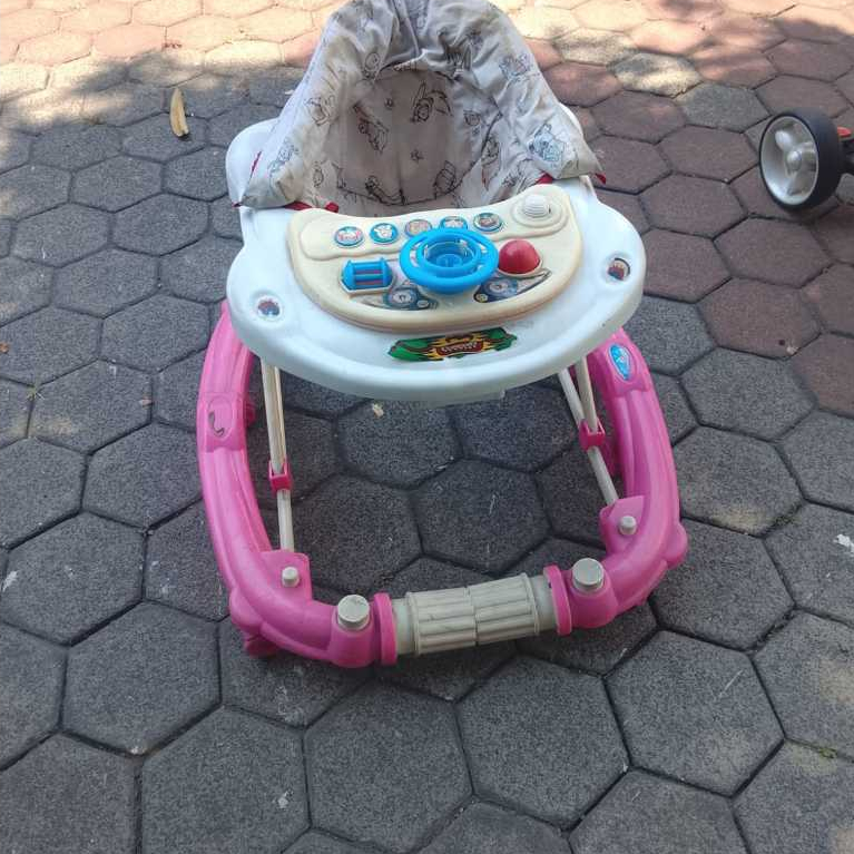 Baby Walker Bayi Preloved | Alat Bantu Jalan Bayi | Walker Anak | Baby Walker Bekas
