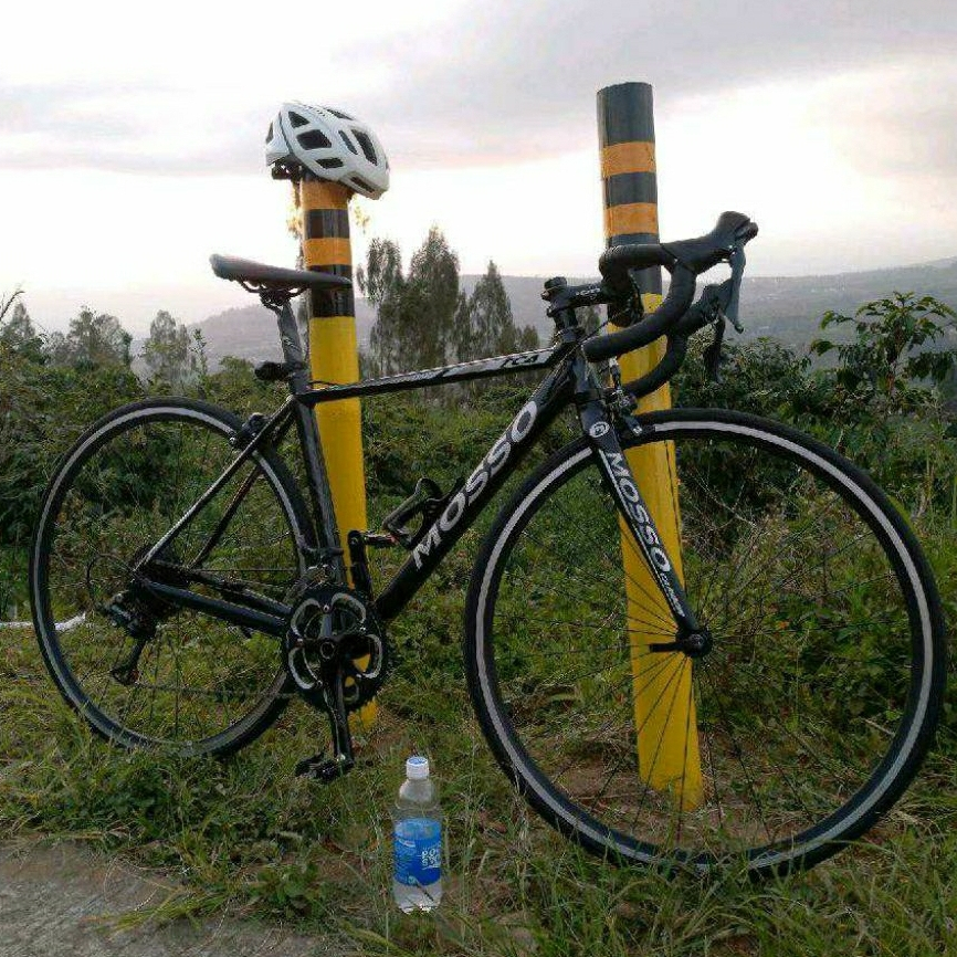 SEPEDA ROADBIKE MOSSO 725TCA second
