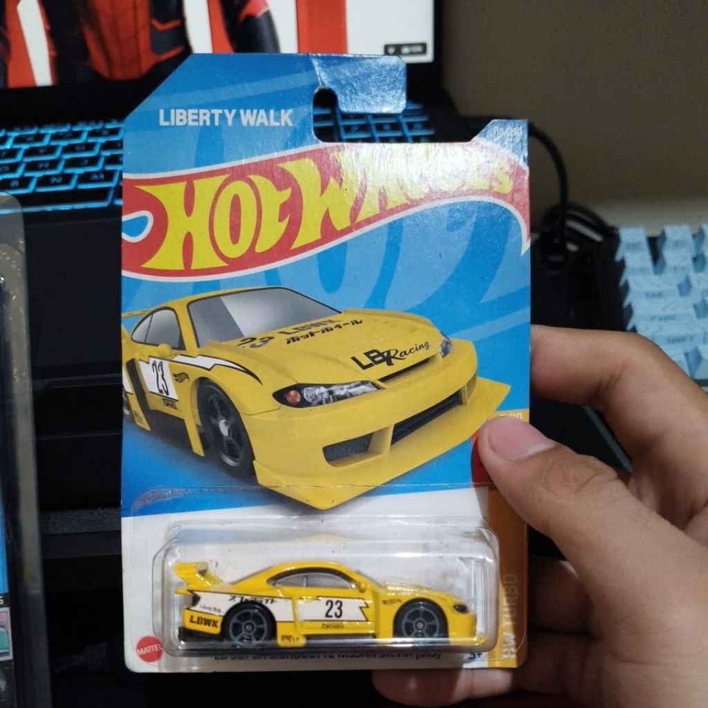 Hotwheels Nissan Silvia (S15) LBWK Kuning Original Mattel