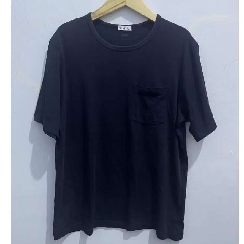 Kaos Uniqlo Airism