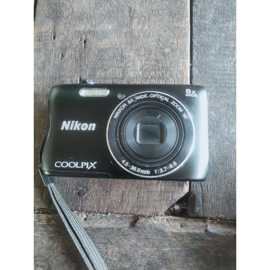 kamera Nikon coolpix s3700