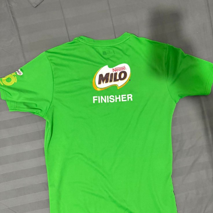 Baju Lari MILO Run Ukuran L