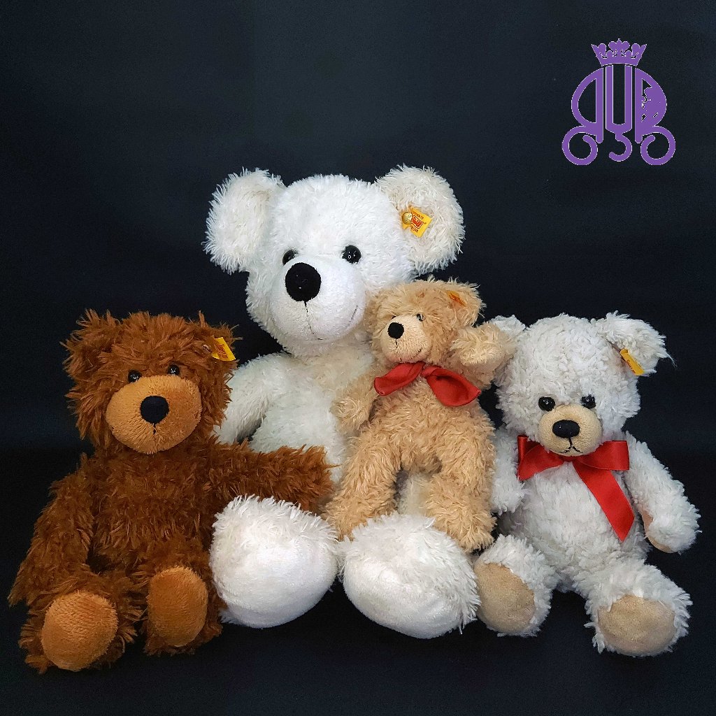 Boneka karakter Teddy Bear Steiff bermacam ukuran dan warna