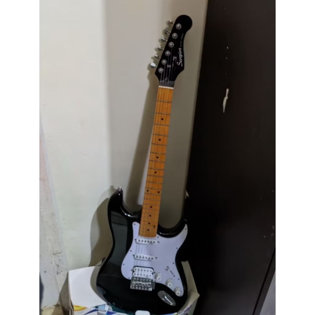 (second) gitar scorpion tipe stratocaster tipe SS-120 deluxe series