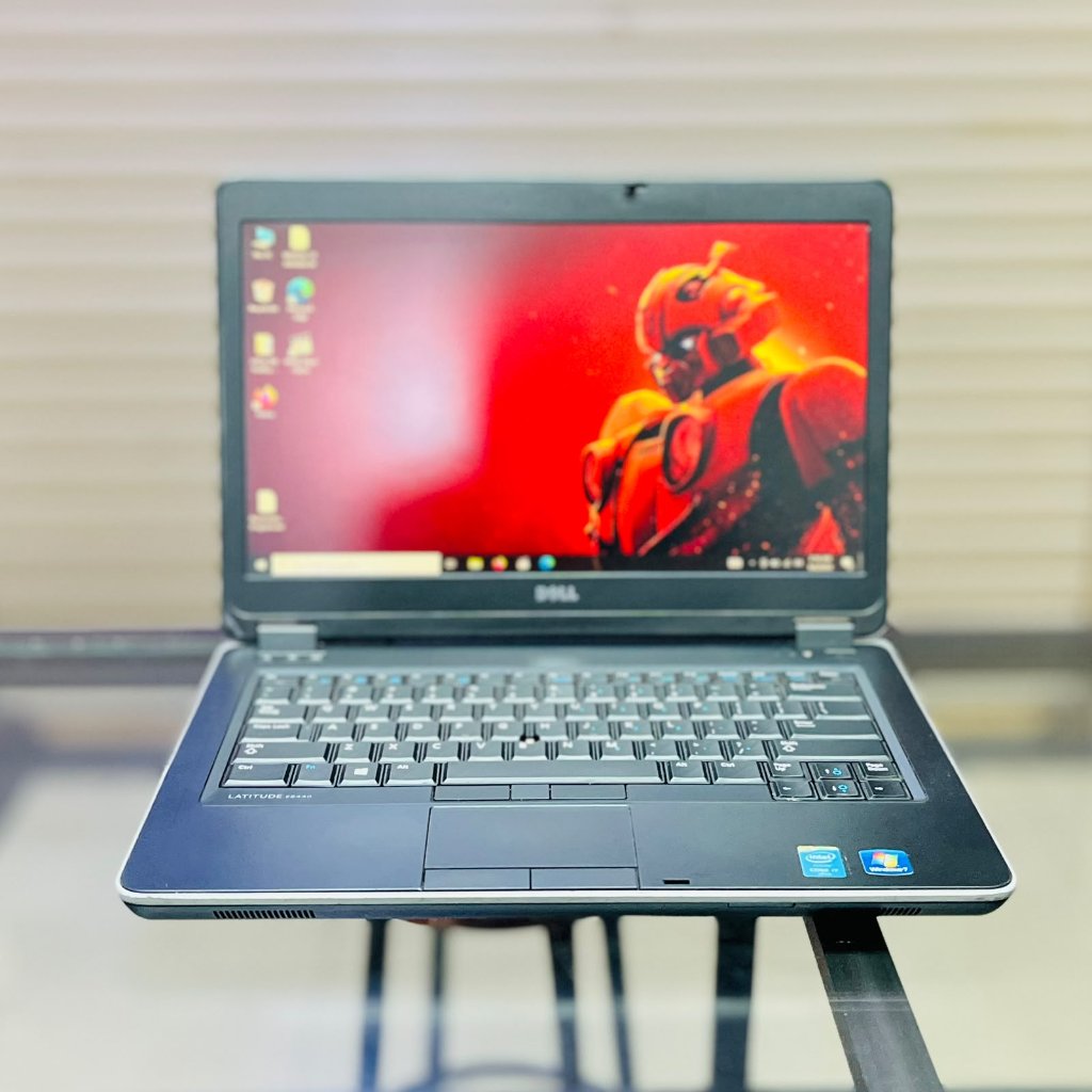 DELL LATITUDE E6440 INTEL CORE I7 GEN 4 RAM 8GB SSD 128GB