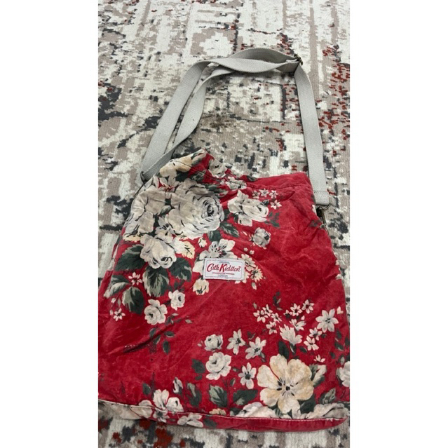 Tas Selempang Cath Kidston Velvet / Bludru Red Floral Crossbody