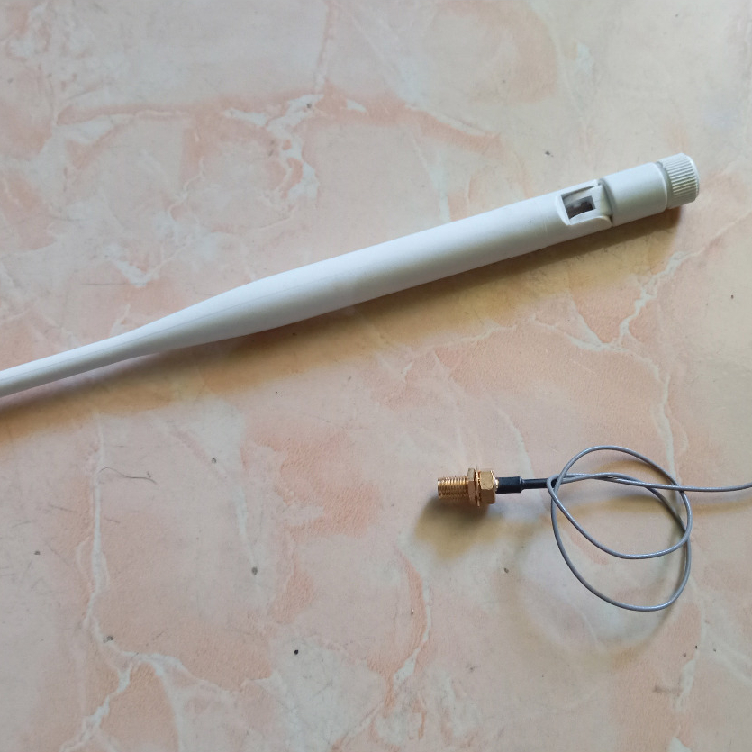 Antena Wifi Bluetooth 2.4 Ghz 5 Ghz Wifi Card Komputer