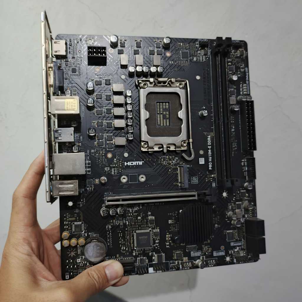 MSI H610M-E DDR4 + Intel Core i5-12400F Second Garansi