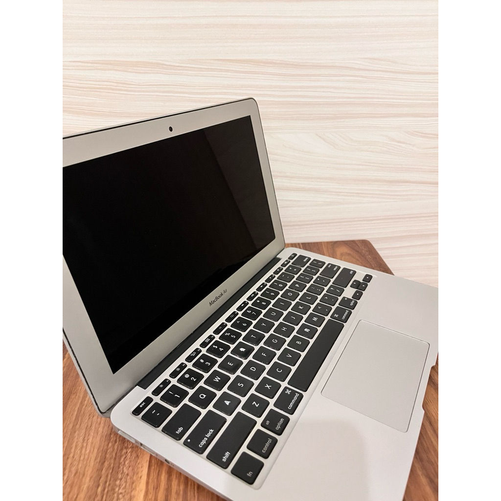MacBook Air 11” 2012 - TIDAK NYALA