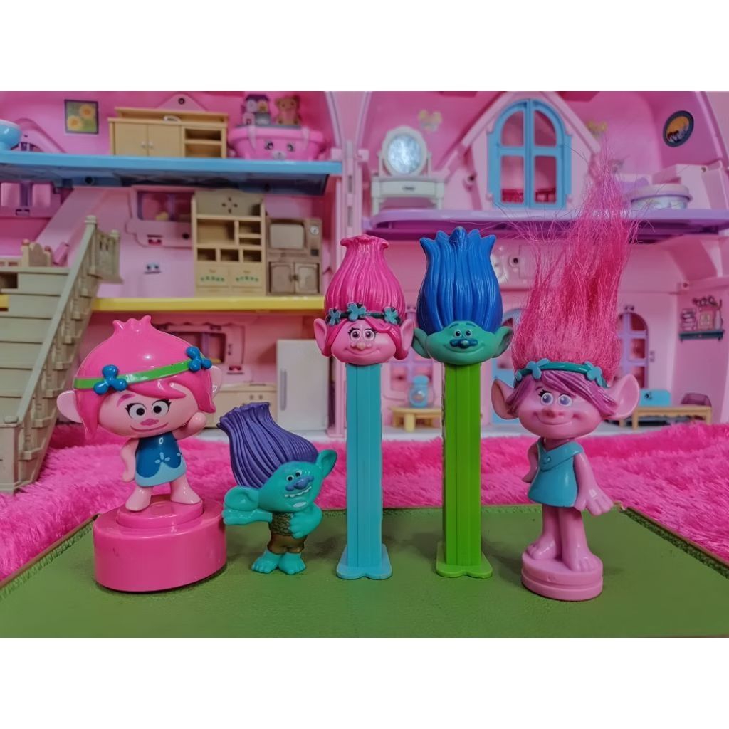 pez trolls (take all 45k)
