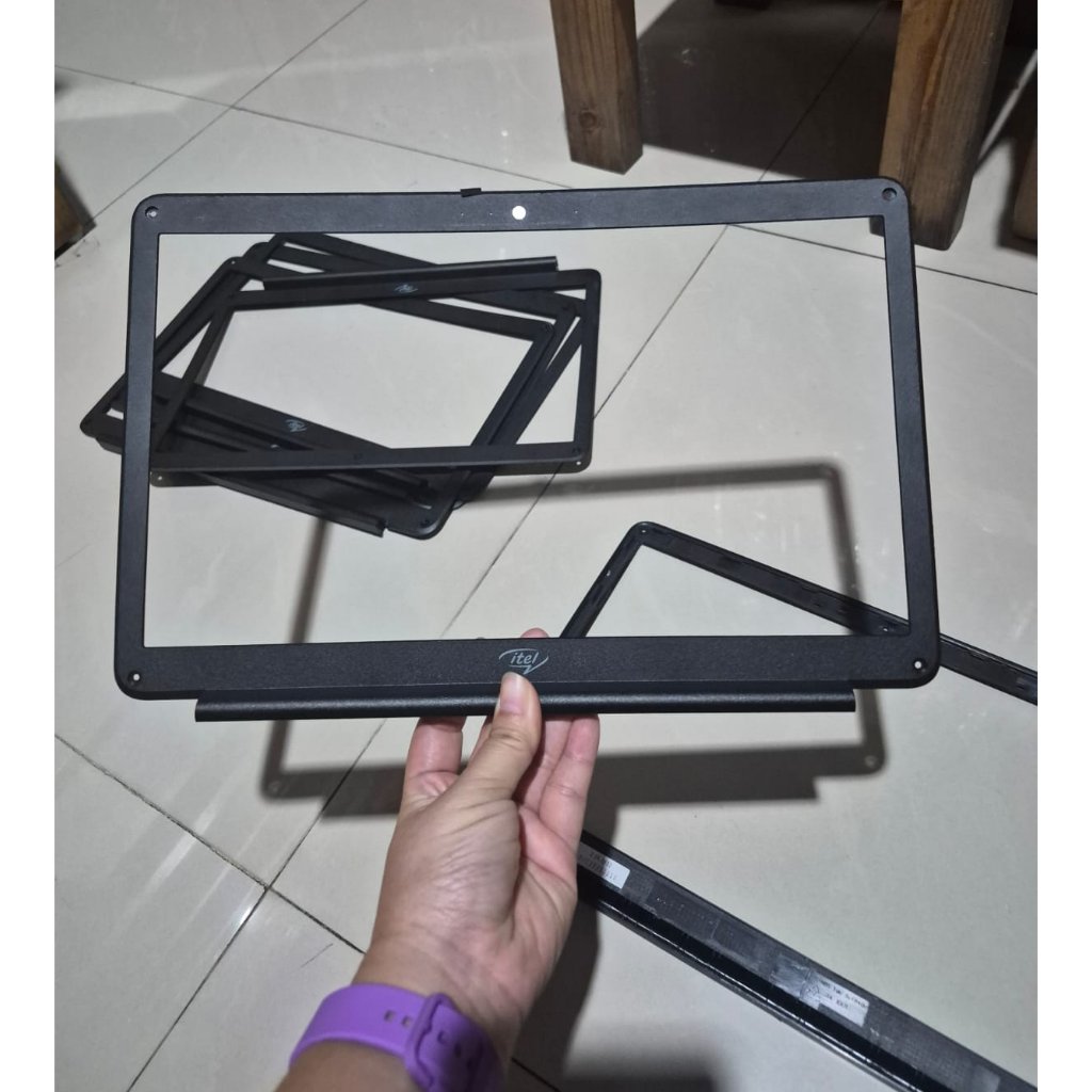 Bingkai LCD Laptop Bezel Laptop Itel Able S1 Black Copotan Original