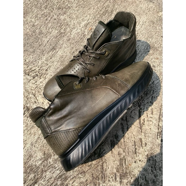 ECCO ST.1 MIDDLE ‘DEEP FOREST - 100% AUTHENTIC - SIZE 41 - SEPATU SNEAKERS KULIT EROPA - MADE IN  SL