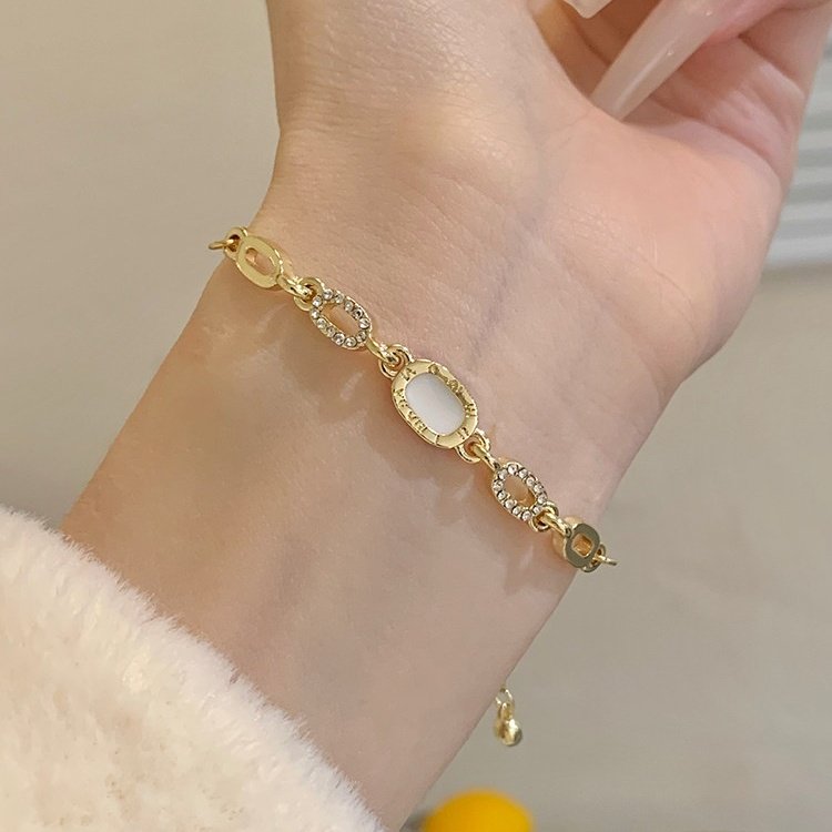 [COD]Gelang Rantai Emas Hias Kristal & Batu Putih, Gelang Wanita Adjustable Aesthetic