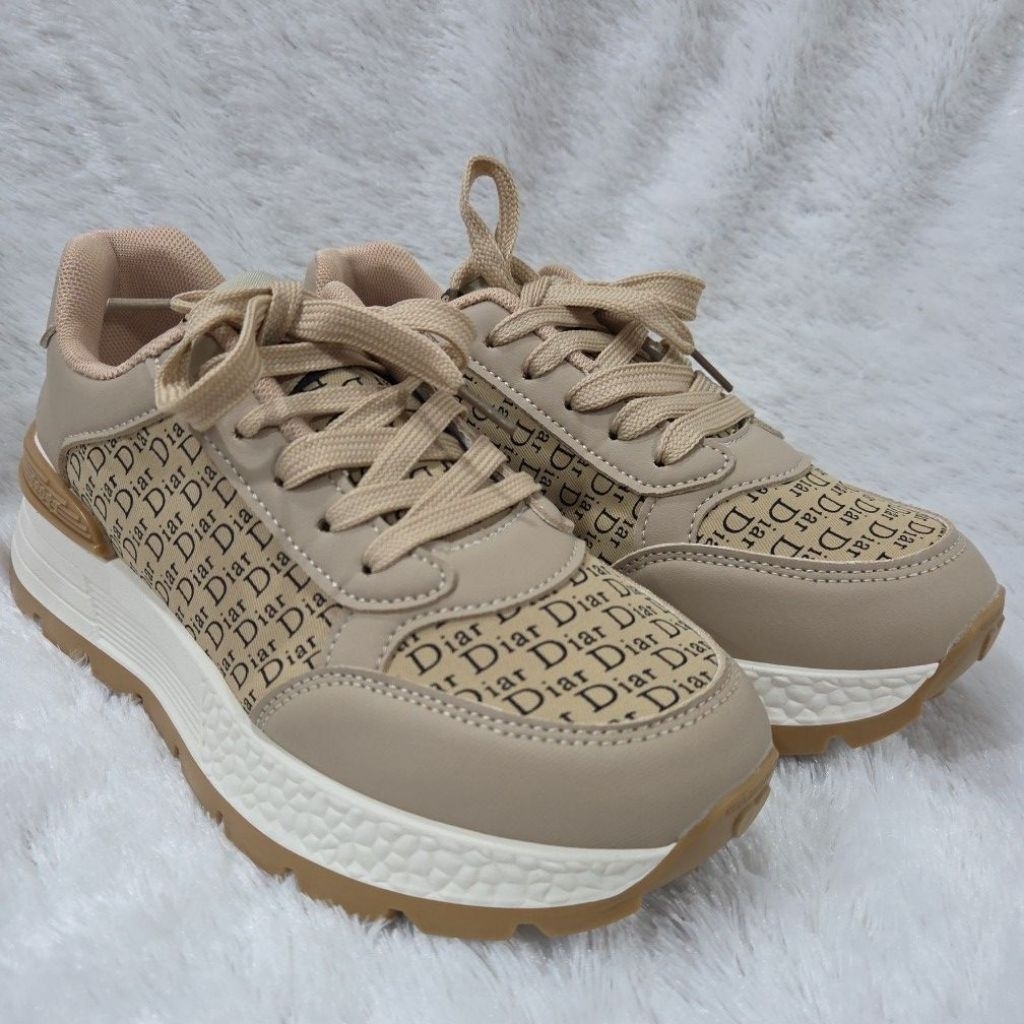 Sepatu dewasa perempuan M-07