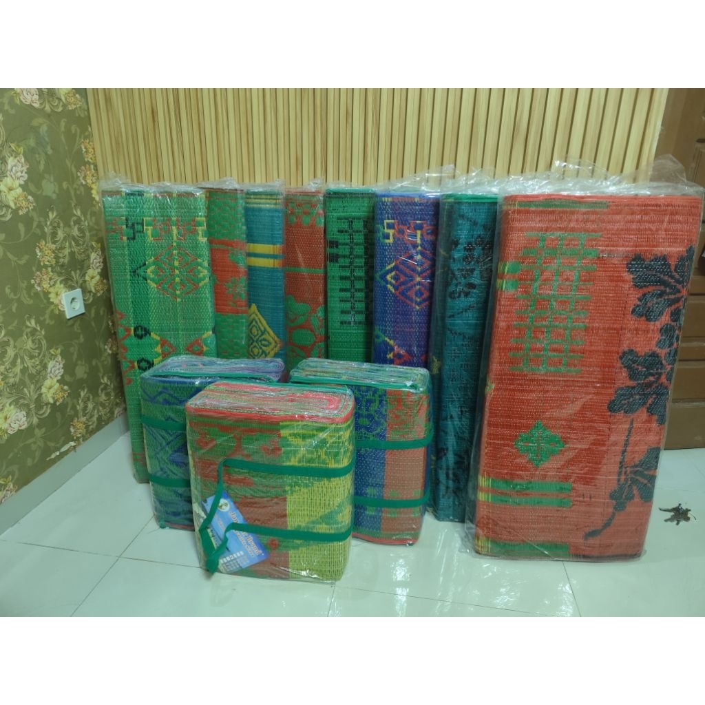 Tikar plastik Lipat 3 ukuran 3meter x 4meter