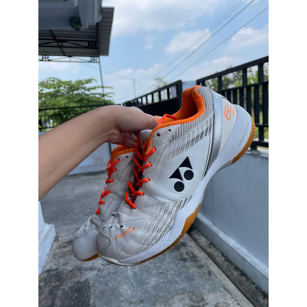 Yonex SHB 65ze White Orange (Preloved/Second)