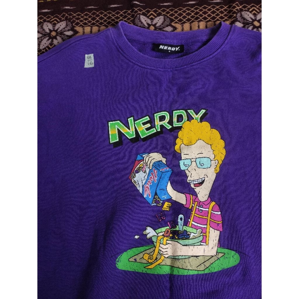 Crewneck NERDY