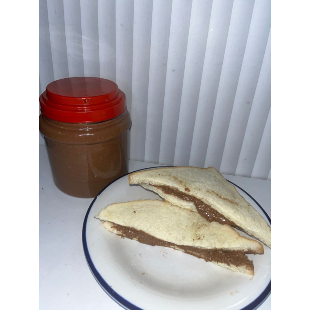 

SELAI CHOCO JAR 700GR (Kacang Cashew)