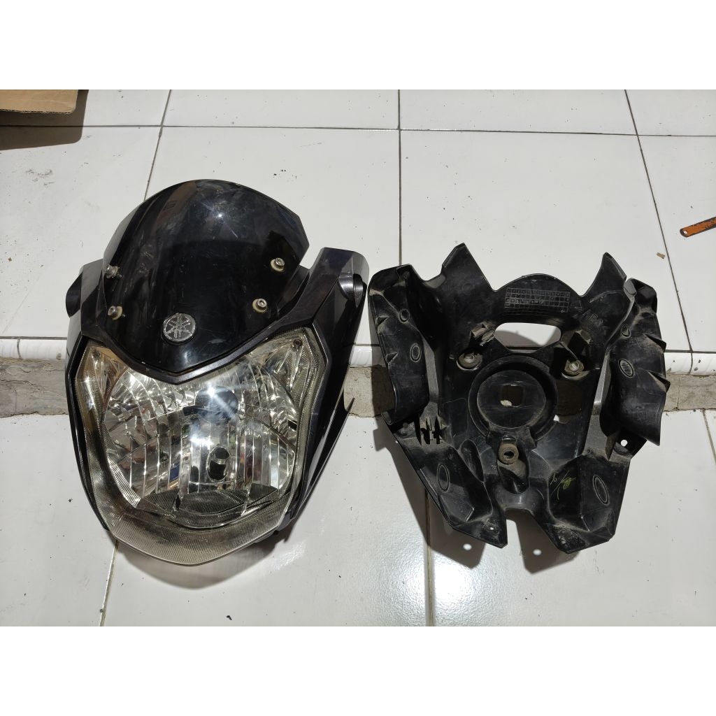 Batok lampu yamaha vixion new nvl 2013/2014