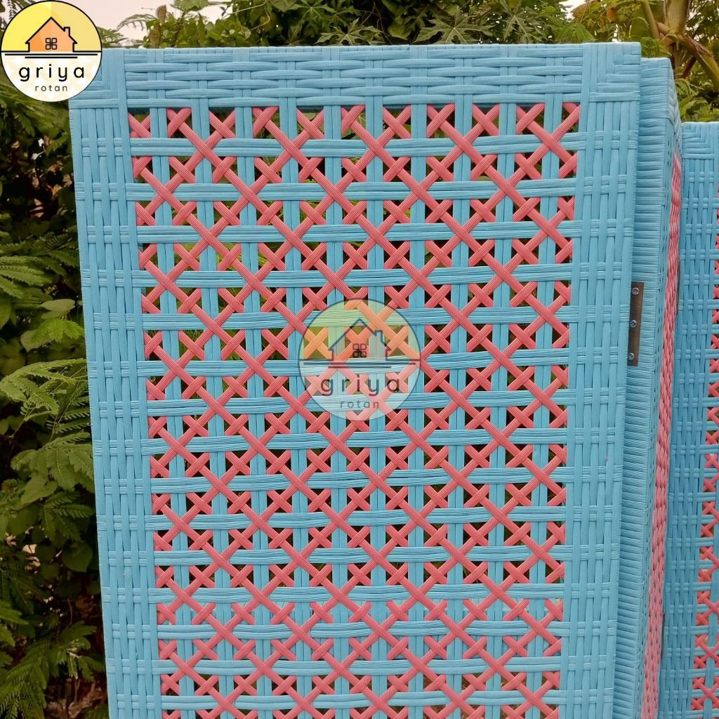 Pembatas Ruangan Rotan Sintetis Penyekat Ruangan Rotan Sintetis Tinggi 170 Cm
