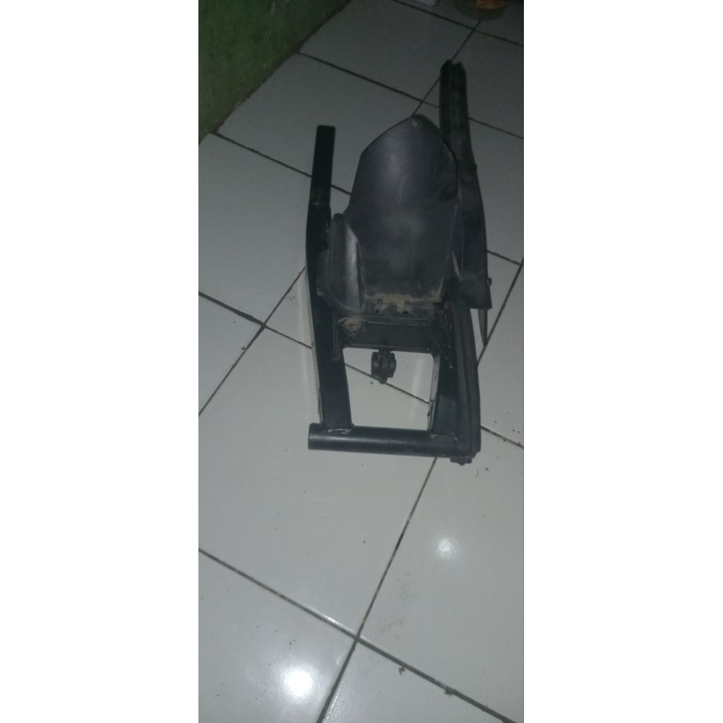 AREM/SASIS YAMAHA VIXION NEW