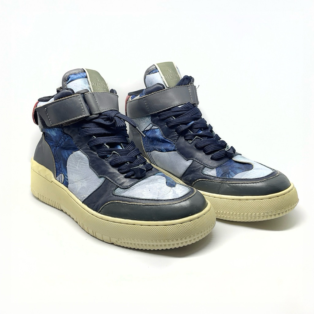 Sepatu Valentino Garavani Made in Italy Size 41 pria