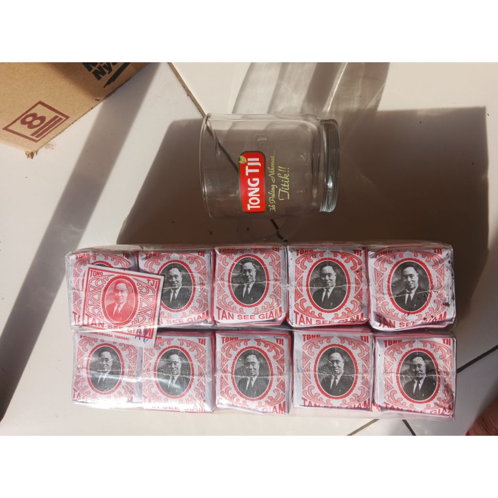 

TEH TONG TJI ISI 10 , 1 SLOP FREE GELAS PUTIH