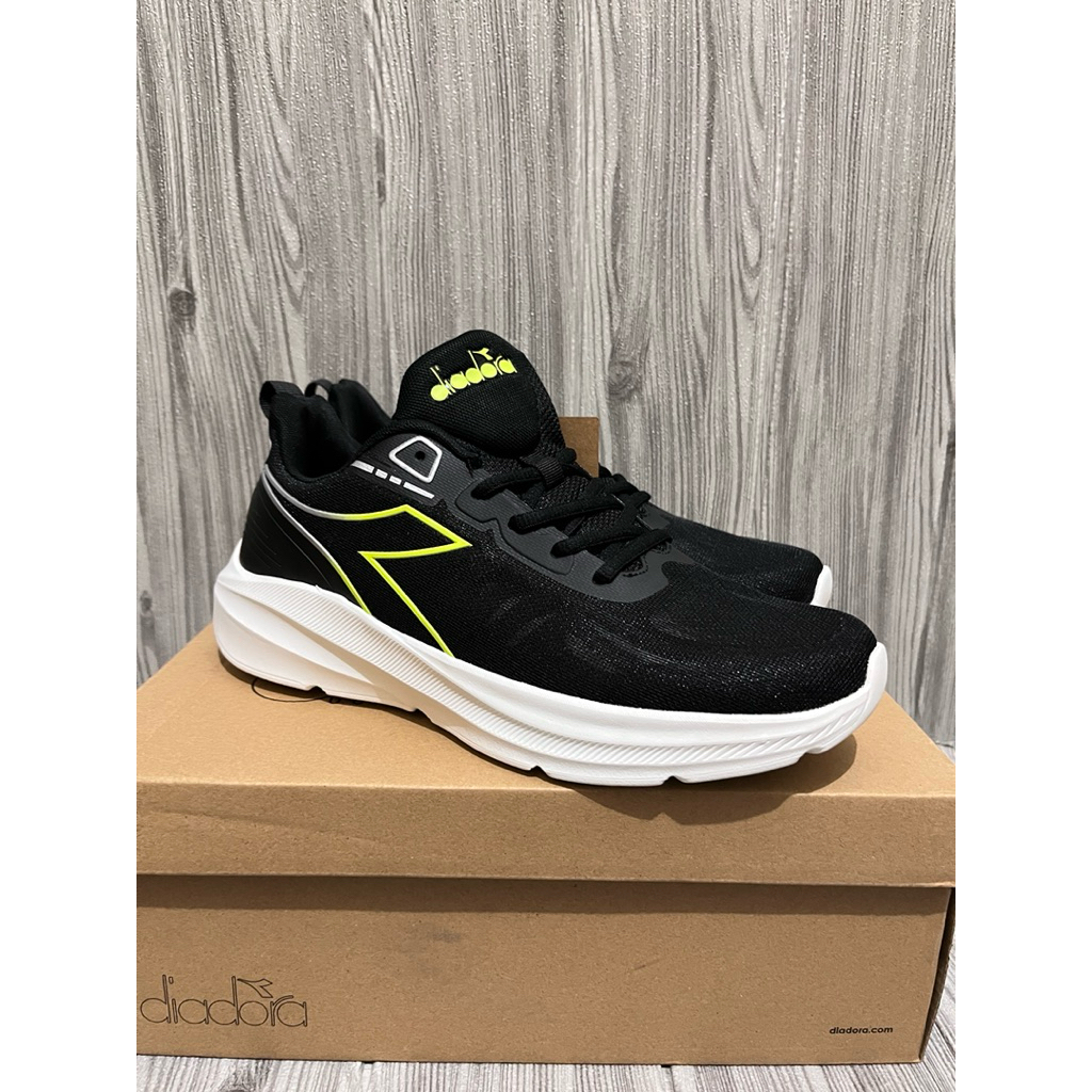 Diadora Mark shoes Mens Running - Sepatu Original Hitam