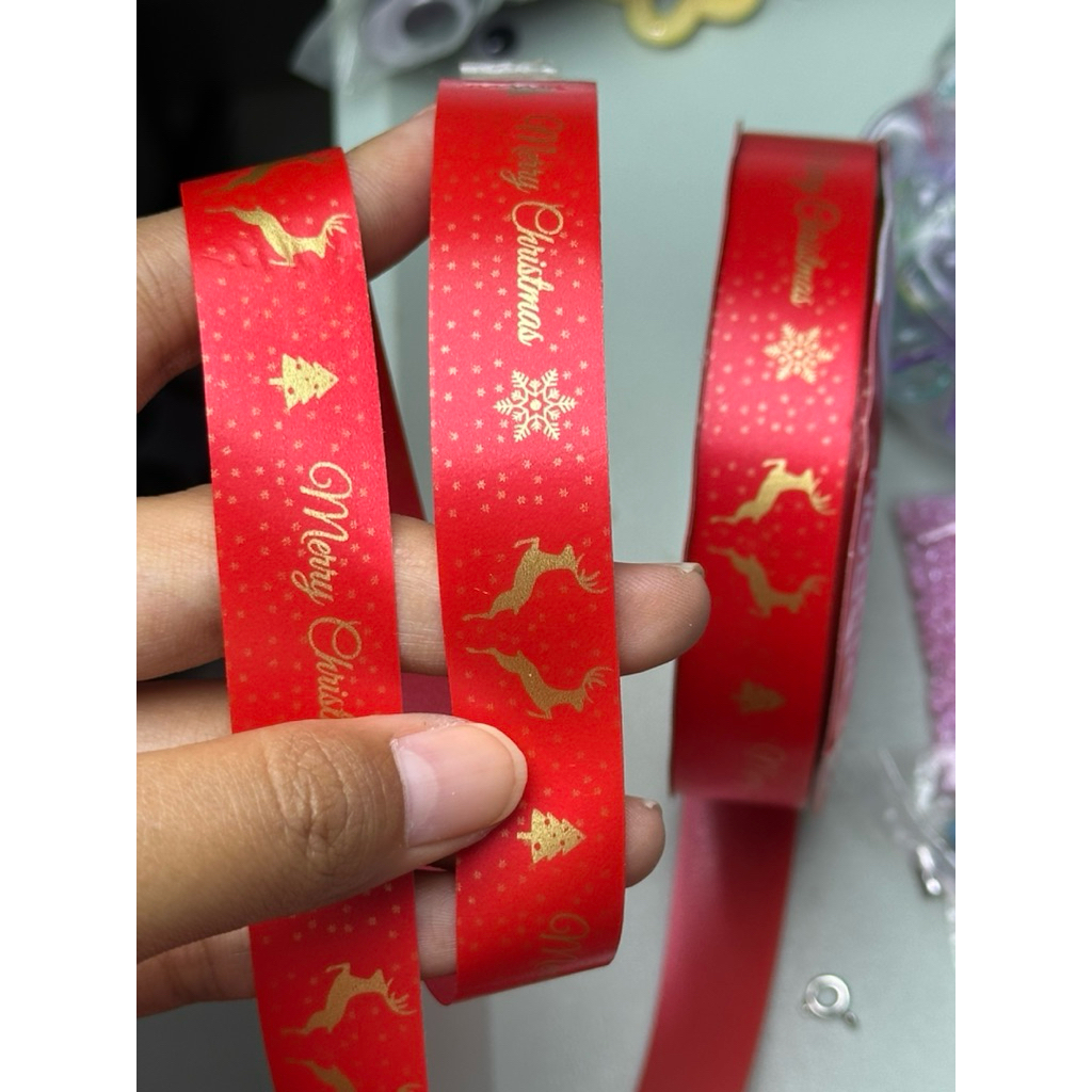 

BAHAN ACCECORIES NATAL / PERNAK PERNIK NATAL / PITA RIBBON MERRY CHRISTMAS / CLAY NATAL / JEPIT RAMBUT NATAL SERIES / HAMPERS NATAL / CHRISTMAS EDITION