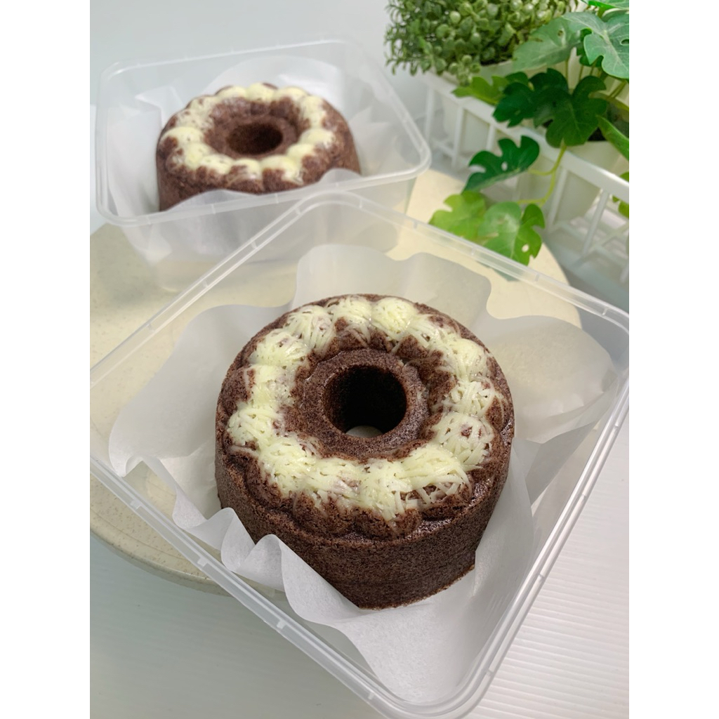 

Mini Bolu Ketan Hitam Tripple Cheese Melt