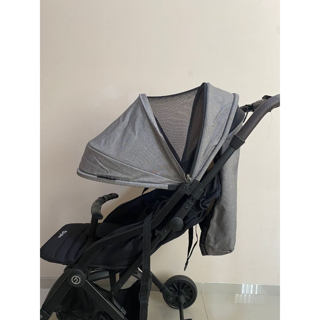 Hybrid Cabi Stroller