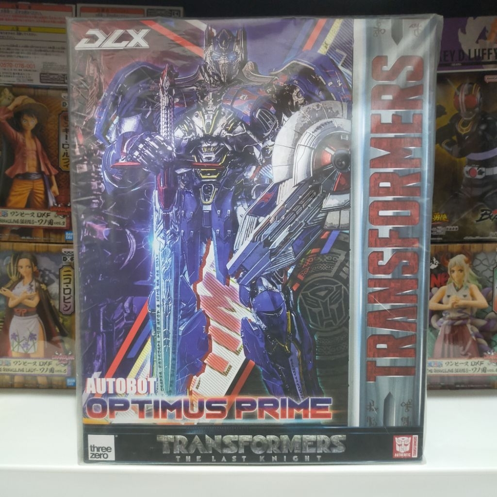 Threezero Transformers: The Last Knight DLX Optimus Prime Collectible Figure