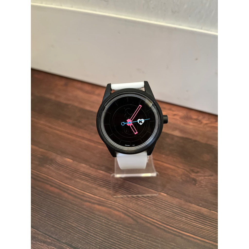 Q&Q ORIGINAL SMILE SOLAR HARAJUKU LOVERS